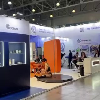 Металлофорум в Москве: танцы у шеста image preview